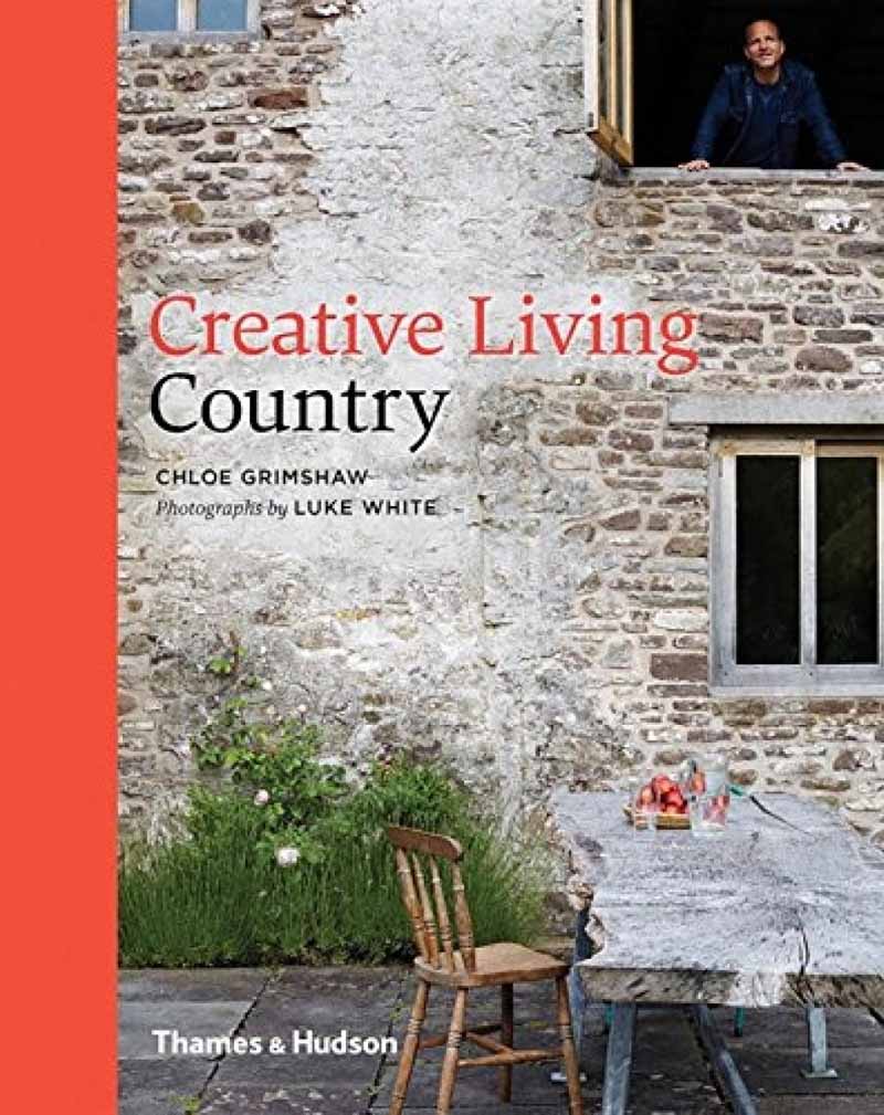 CREATIVE COUNTRY LIVING 