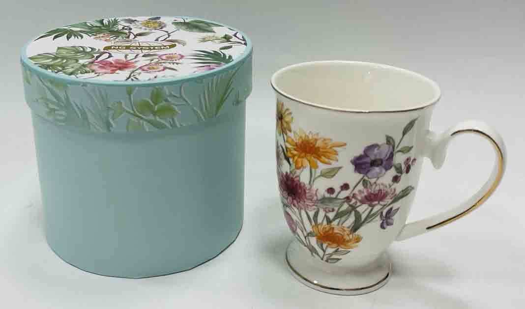 Šolja CVETNA u kutiji 