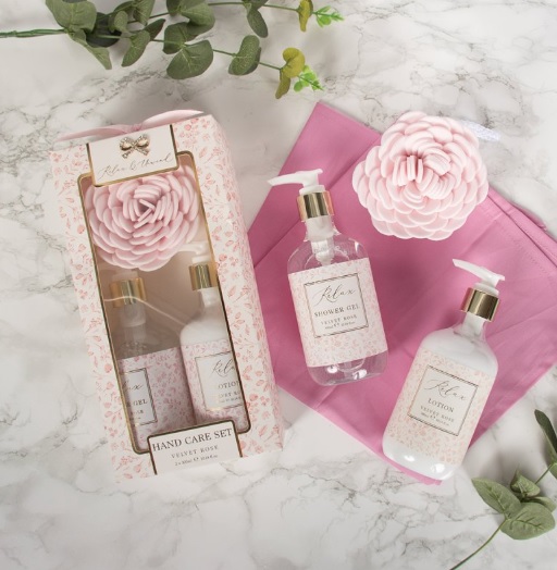 MADELAINE BATH & SHOWER 