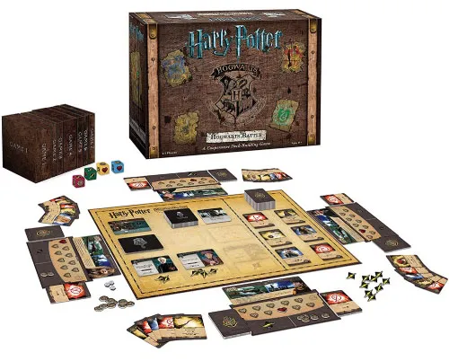 Društvena igra HARRY POTTER HOGWARTS BATTLE - a cooperative deck - building game 