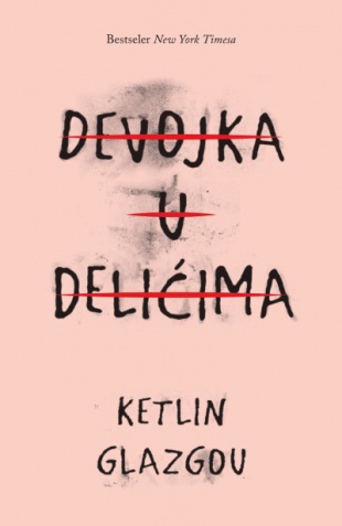 DEVOJKA U DELIĆIMA 