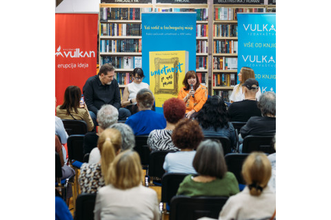 VEČE POSVEĆENO UMETNOSTI OKUPILO BROJNU PUBLIKU U KNJIŽARI VULKAN