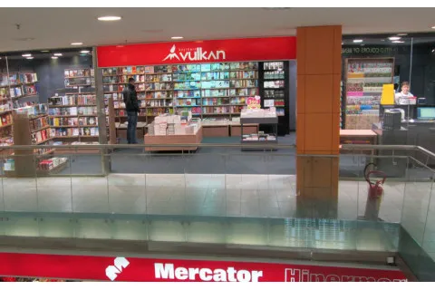 Story Shopping Night u knjižari Vulkan Merkator Novi Sad
