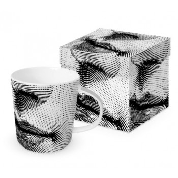 Porcelanska šolja KISS 