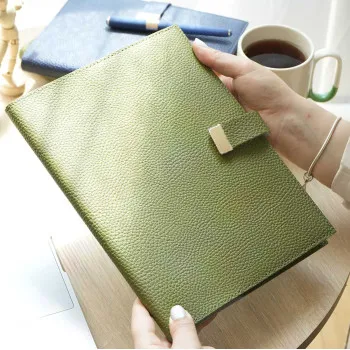 Dnevnik sa kopčom EXECUTIVE Green, 19x25cm 176 st. Na linije 