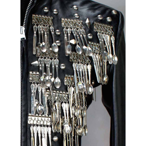 THE KING OF STYLE DRESSING MICHAEL JACKSON 