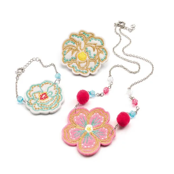 JEWELLERY SET<br />
 Embroidered Jewels Flower 