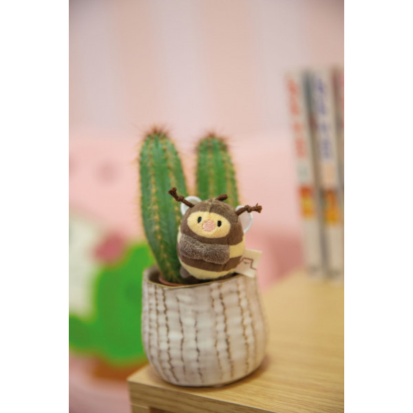 Igračka privezak PČELA Beenie 5cm MYMOCHI 