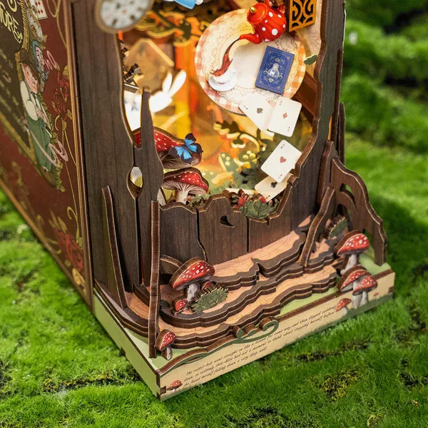 3D puzzle FALL INTO WONDER - BOOK NOOK 
