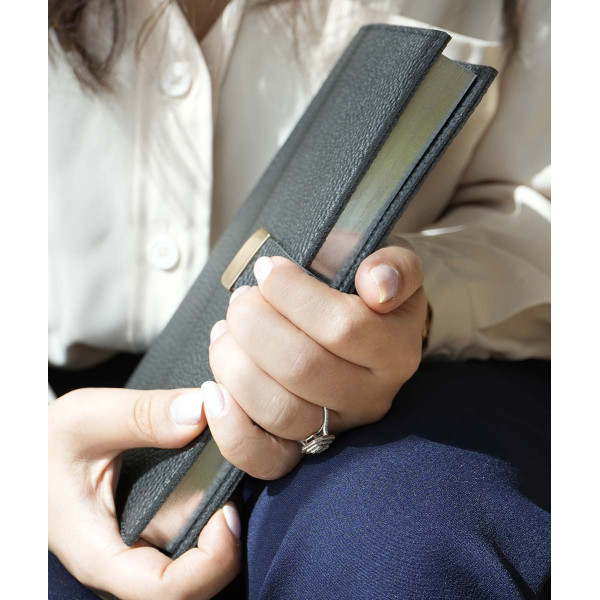 Dnevnik sa kopčom A5 EXECUTIVE Grey, 240 st. Na linije 