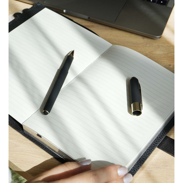 Dnevnik sa kopčom A5 EXECUTIVE Purple, 240 st. Na linije 