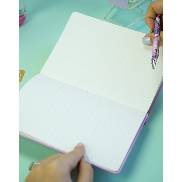 Dnevnik sa ključem HUSH HUSH Lila, 160 st. Na linije 