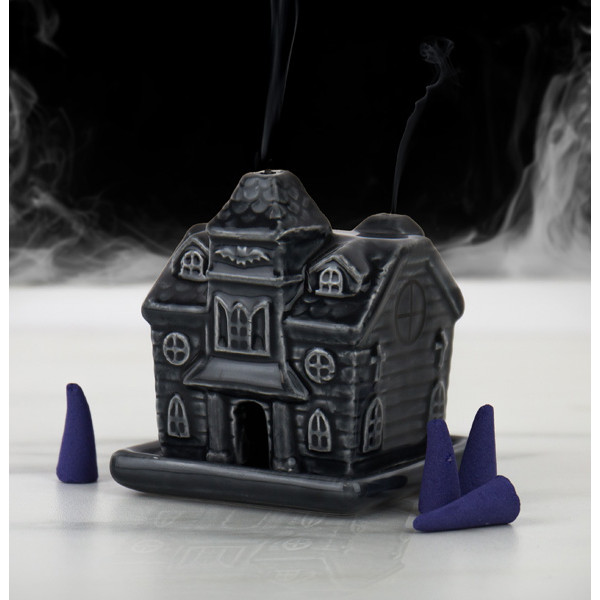 Dekoracija UKLETA KUĆA 