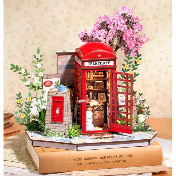 3D puzzle CVETNA KUĆICA ZA KNJIGE 