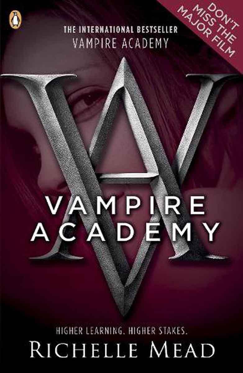 VAMPIRE ACADEMY 
