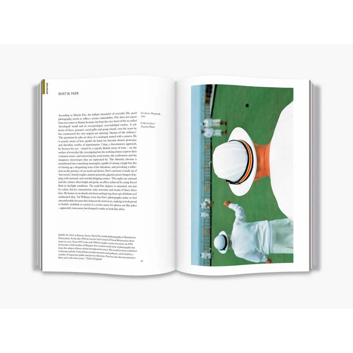 PHOTOBOX THE ESSENTIAL COLLECTION 