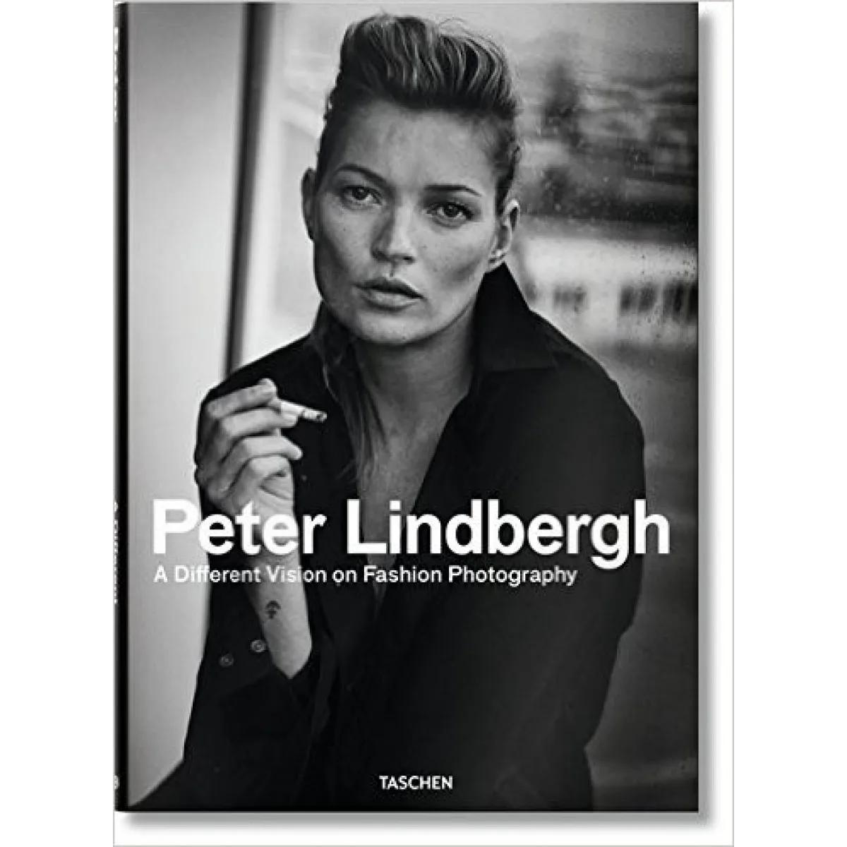 PETER LINDBERGH A Different Vision on Fashion Photography 