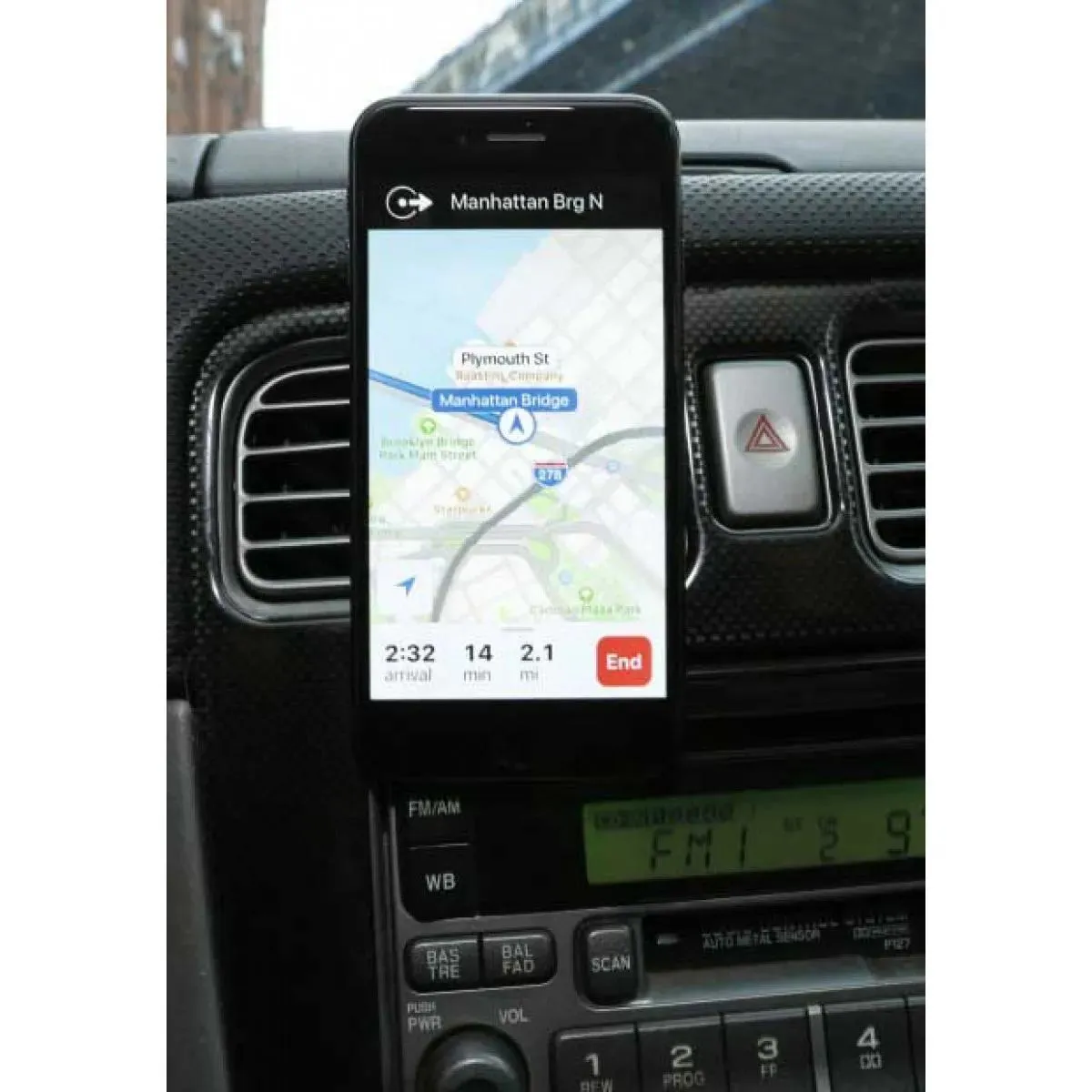Magnetni držač mobilnog telefona u autu KIKKERLAND 
