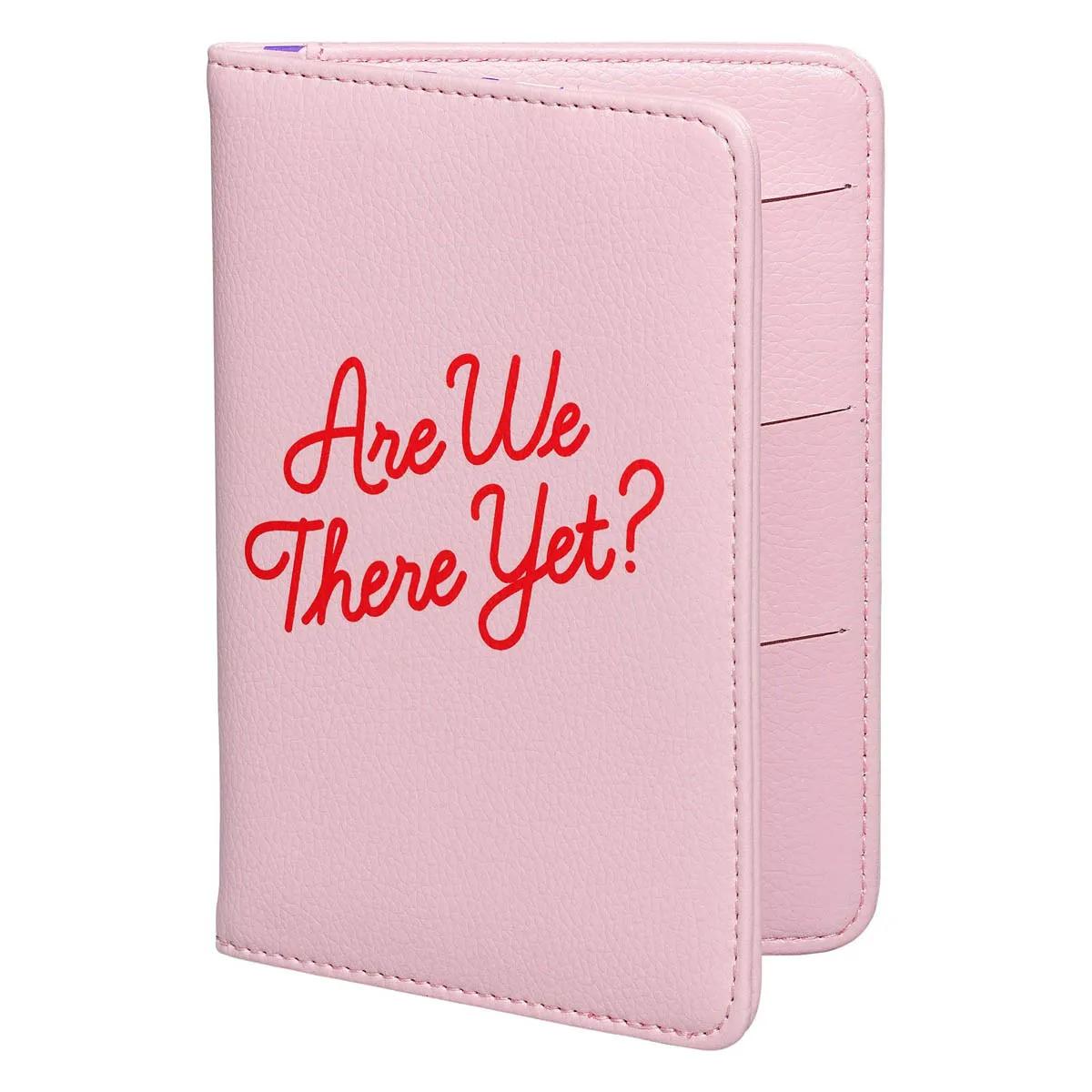 Futrola za pasoš ARE WE THERE YET 