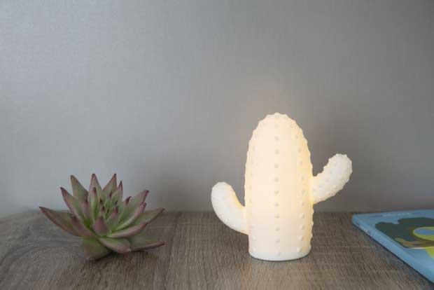 LED lampa kaktus-mali 