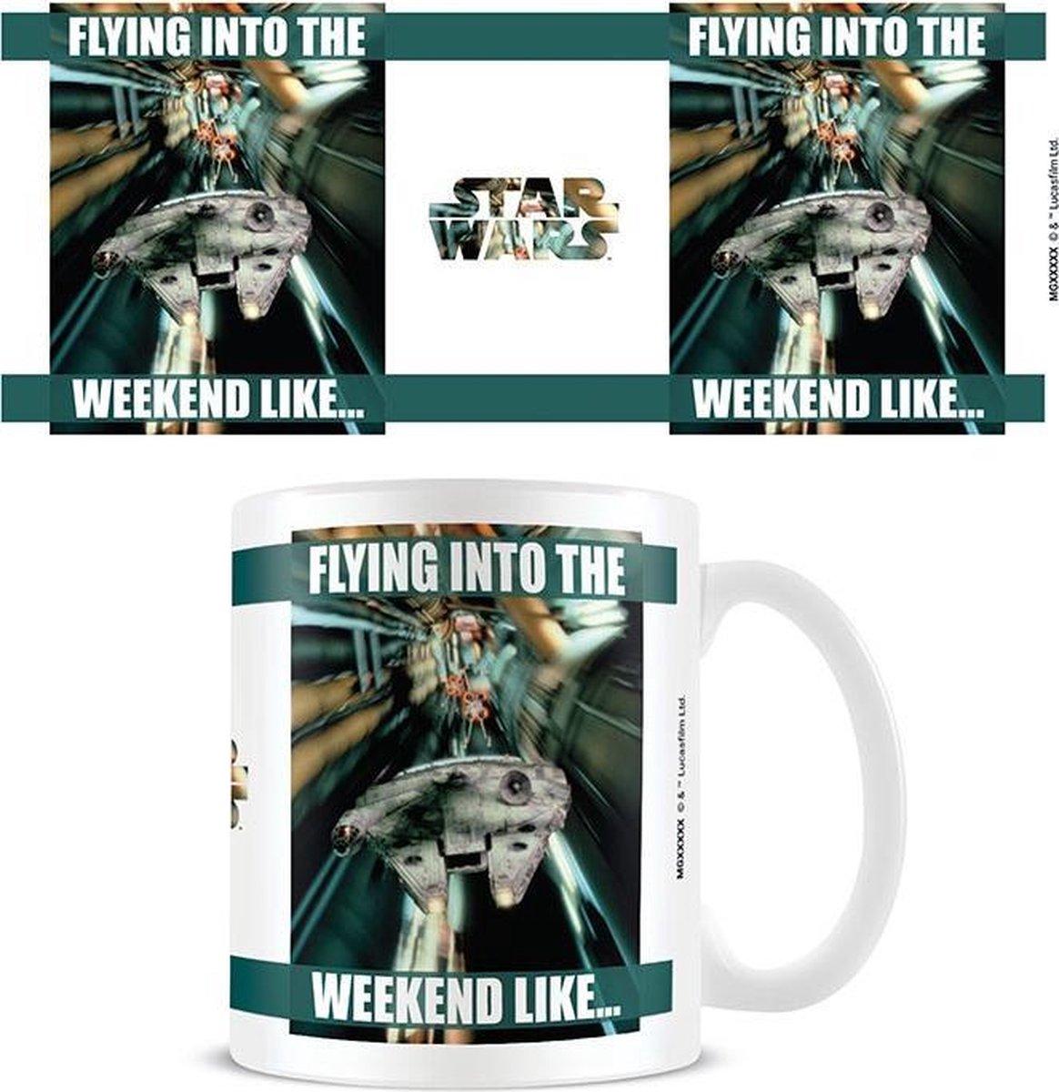 Šolja STAR WARS Flying Into The Weekend 