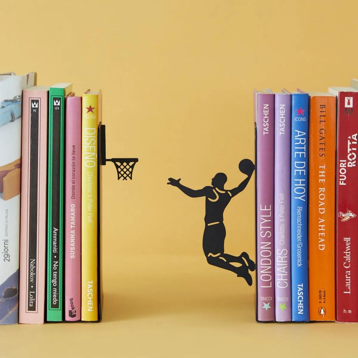 Držač za knjige KOŠARKAŠ 