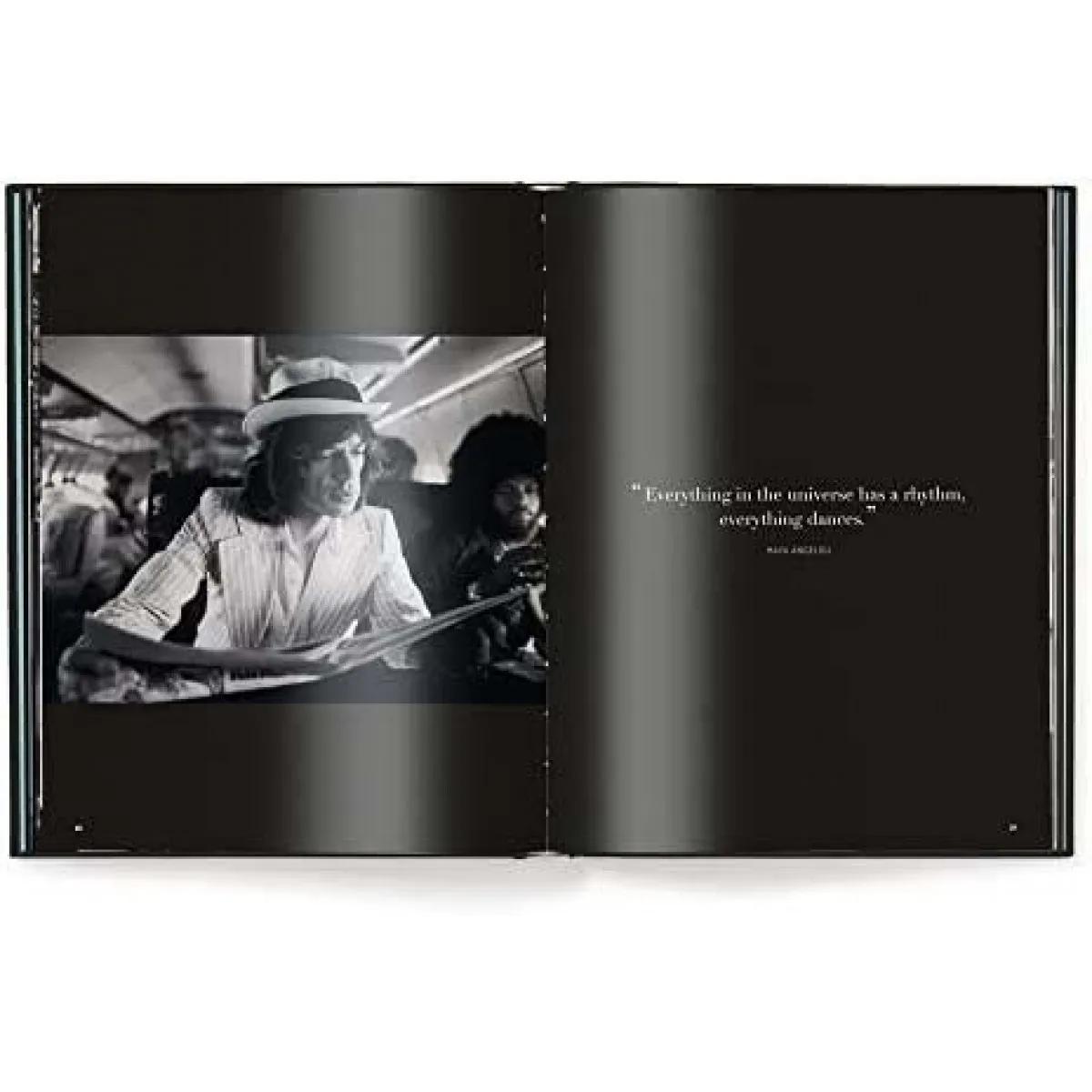 THE LUXURY OF PRIVATE AVIATION 