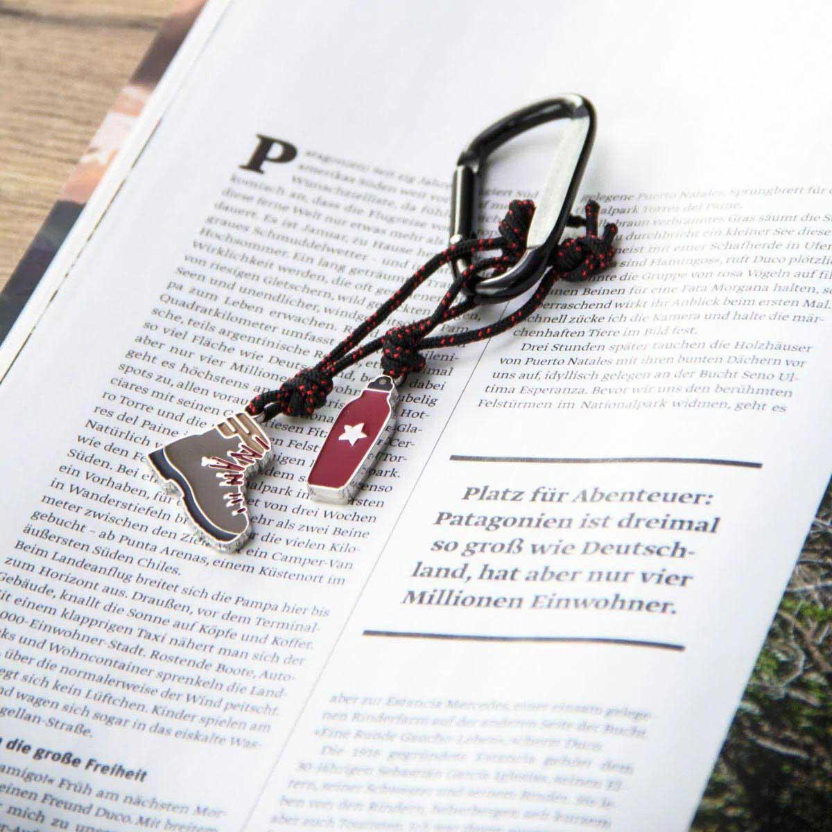 Privezak za ključeve HIKING CHARMS AND CARABINER CLIP 