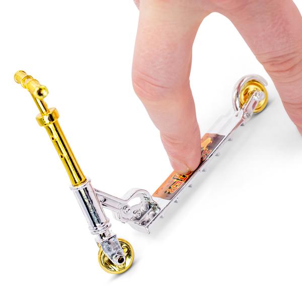 Mini trotinet i skateboard 
