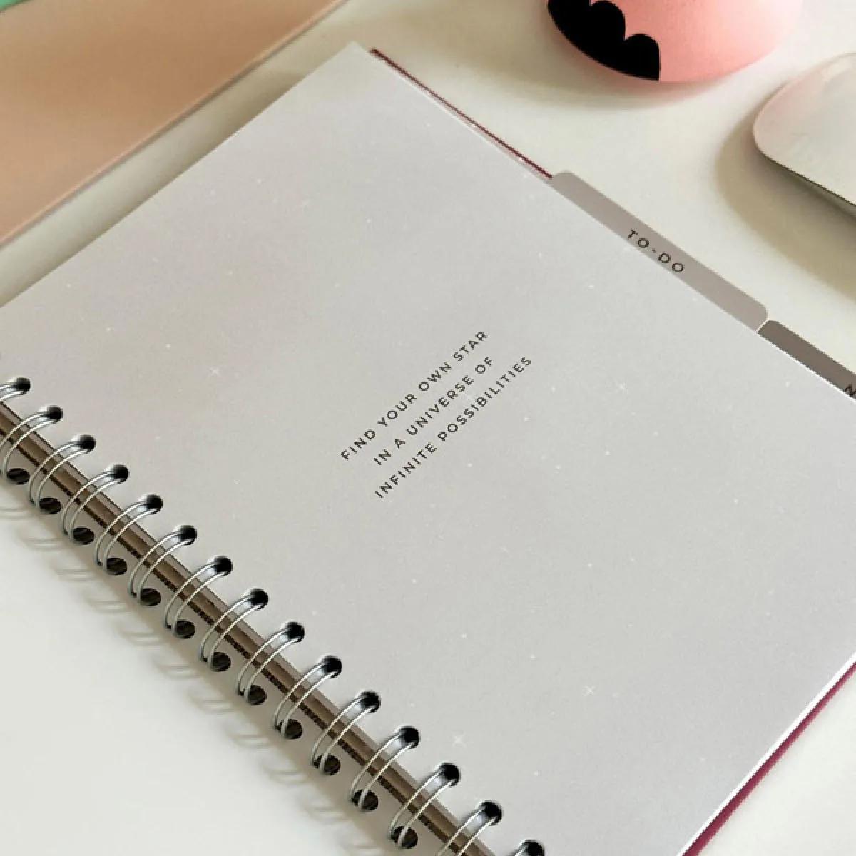 VICTORIA'S JOURNALS notes na linije 17x23 - BORDO 