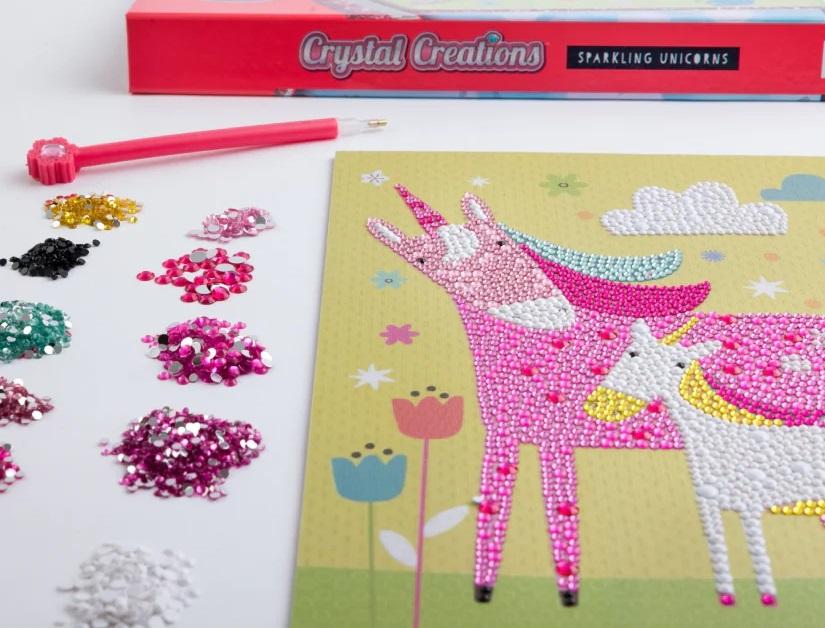 Kreativni set SVETLUCAVI JEDNOROZI 