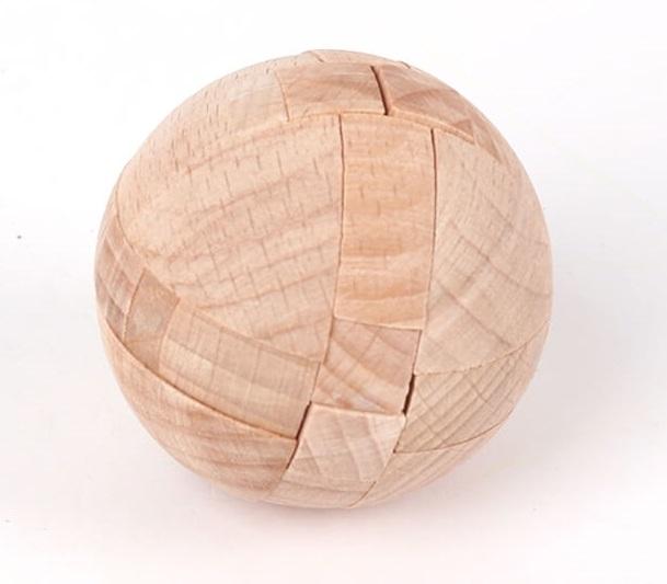 Mozgalica MENSA WOODEN BALL 