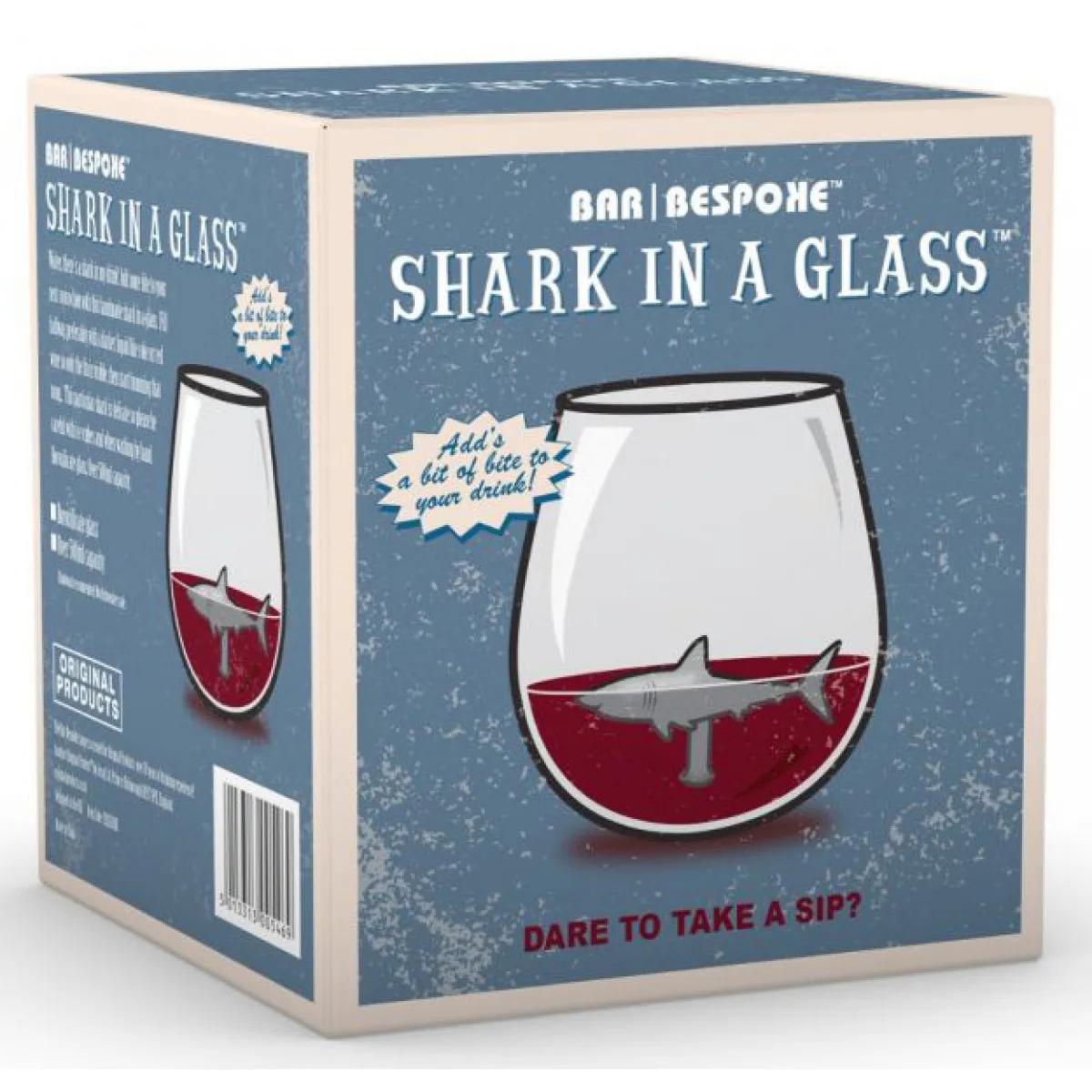 Čaša za piće AJKULA 550ml 