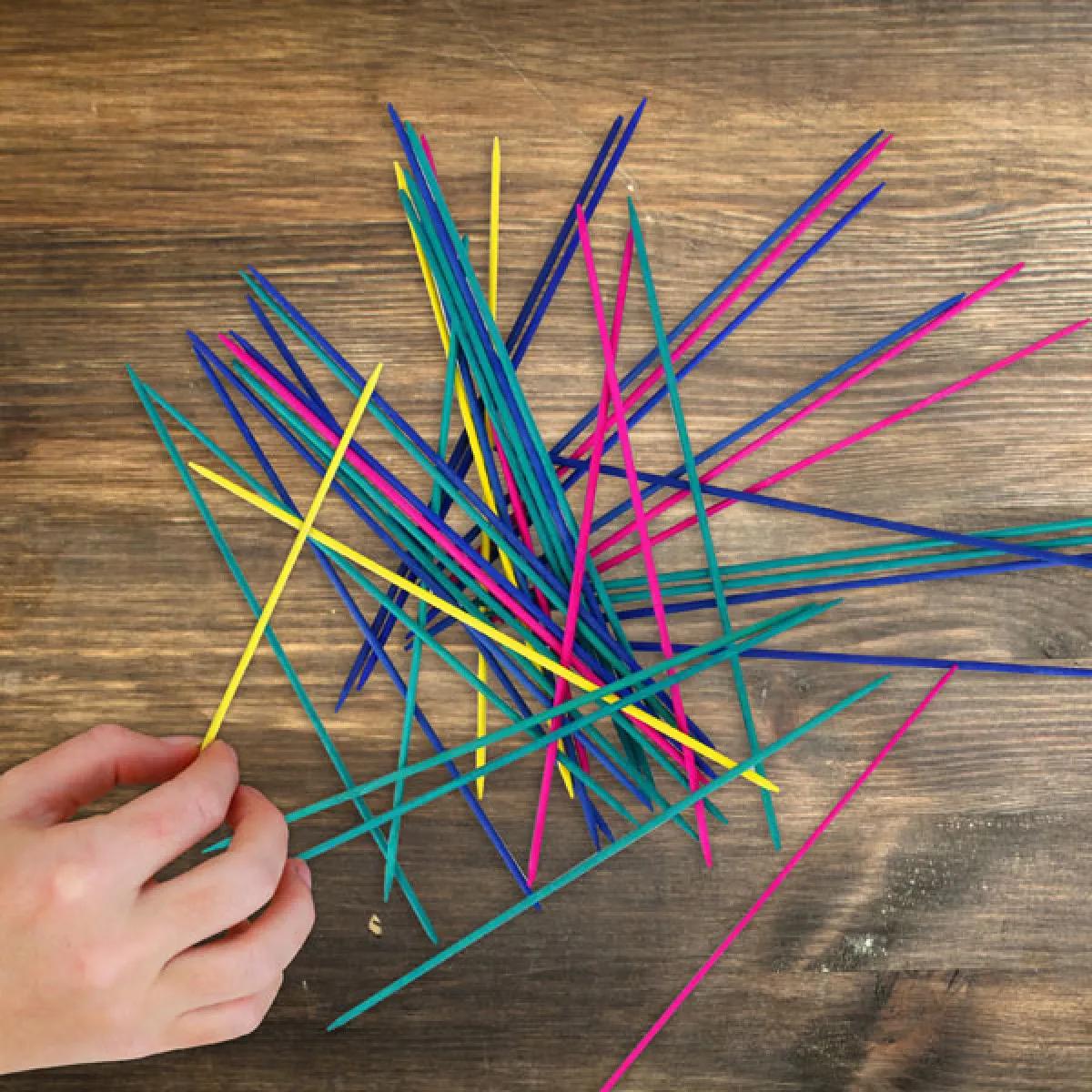 Društvena igra PICK UP SIPS 