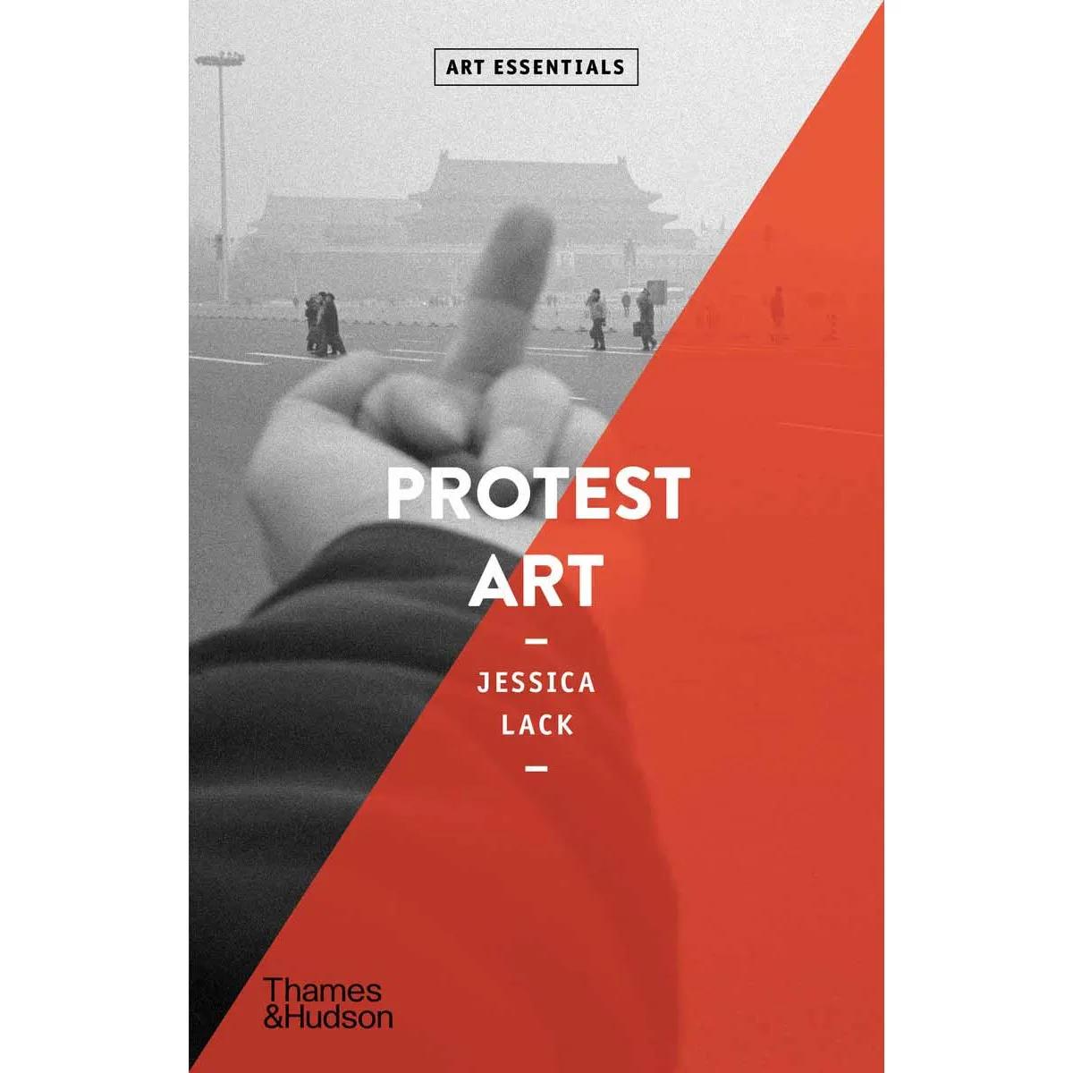 PROTEST ART Art Essentials 