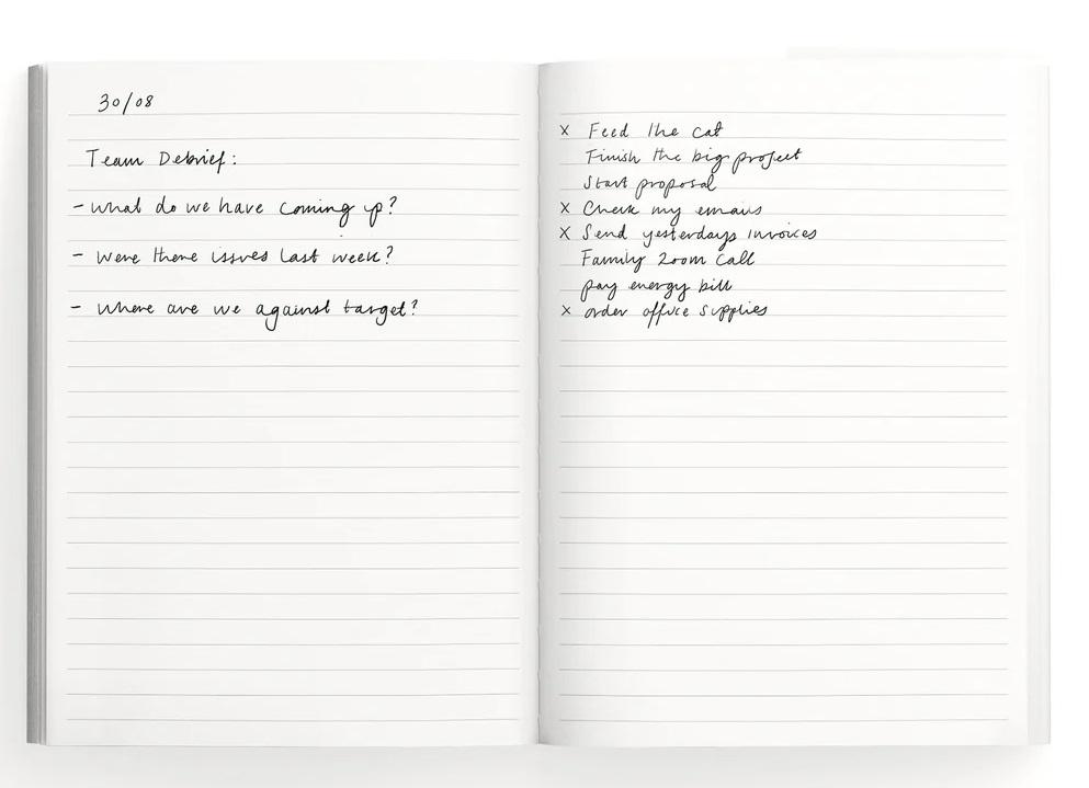 Notes A5 na linije CURE FOR STUPID PEOPLE 