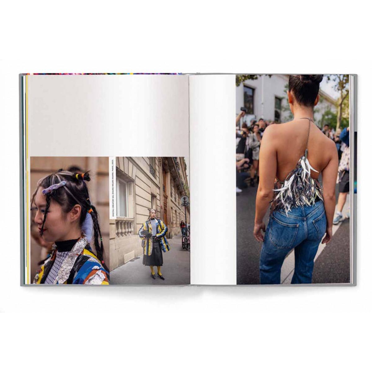 IT IS ALL ABOUT METALICS 