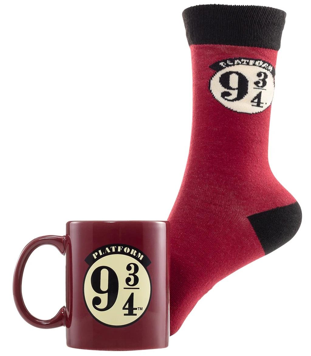 HARRY POTTER poklon set (čarape i šolja) PLATFORM 9 3/4 