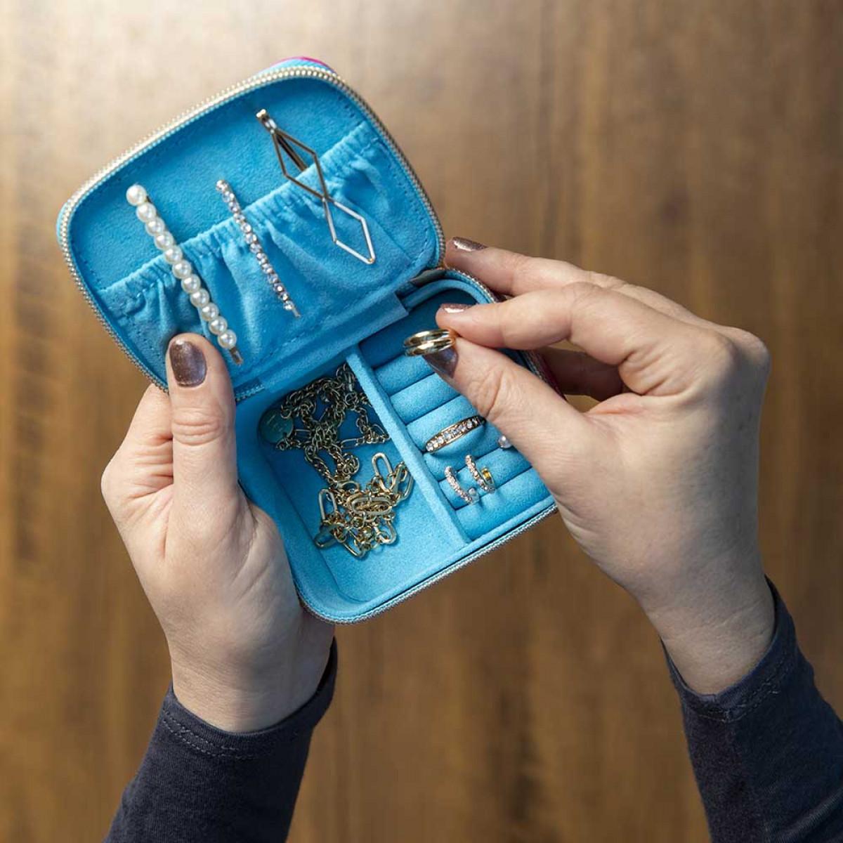 Kutija za nakit KISSING HARES 13×8,5×5,5cm 