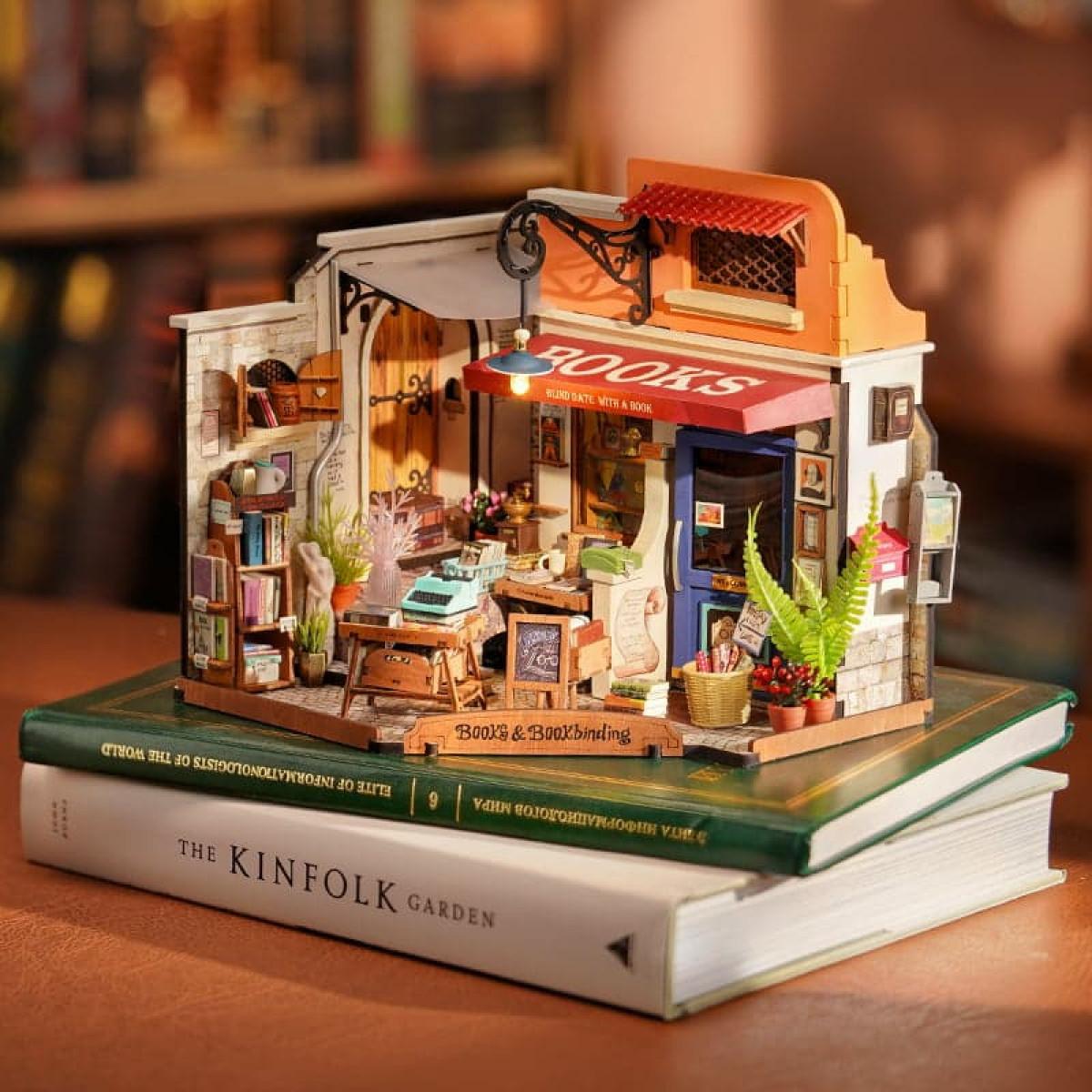 3D drvene puzzle CORNER BOOKSTORE 