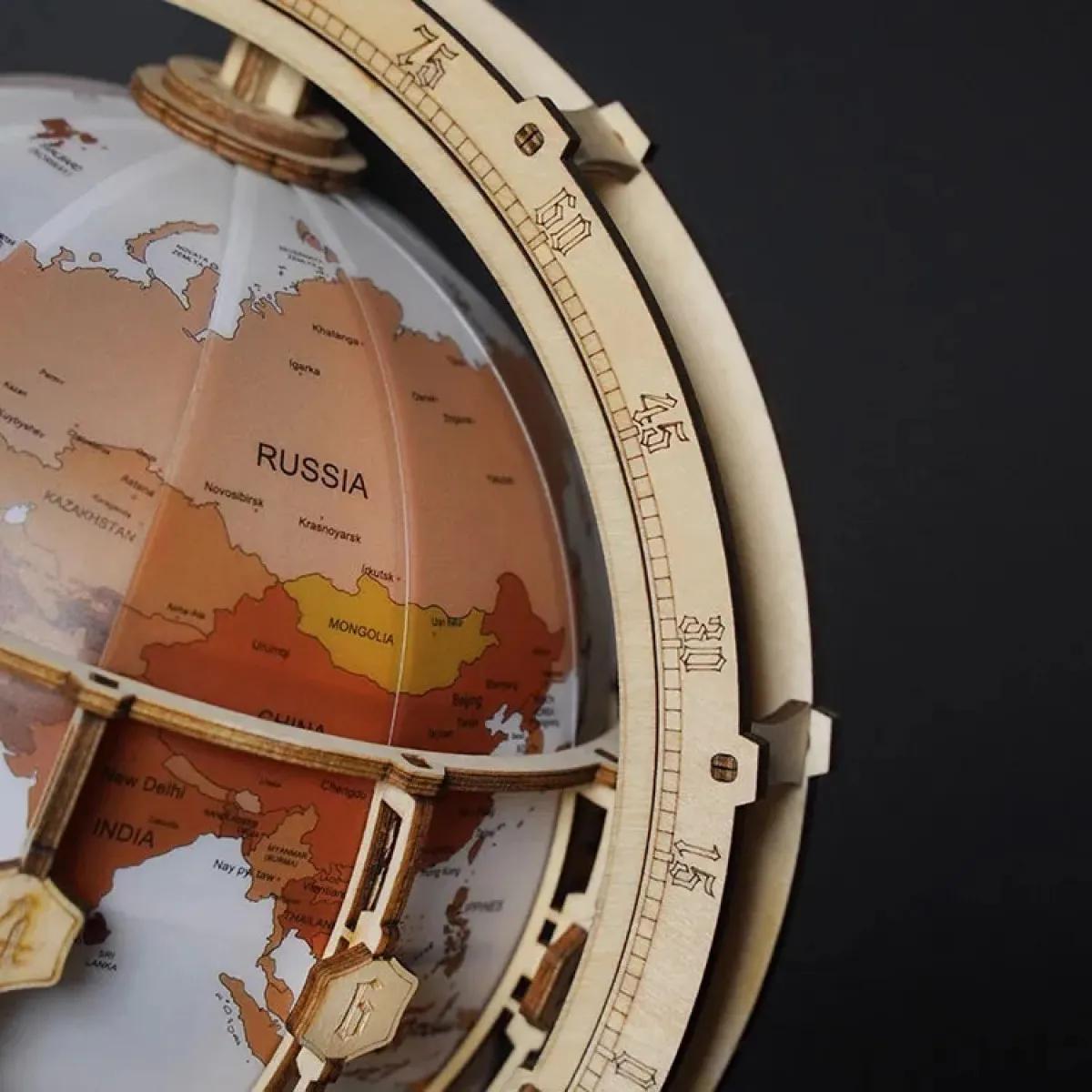 3D drvene puzzle SVETLEĆI GLOBUS 