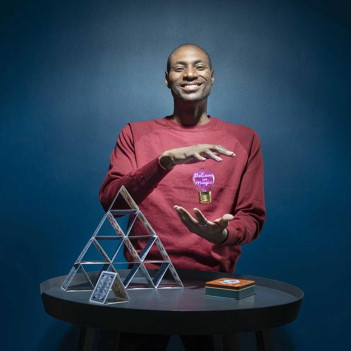 Lampa u obliku sijalice BELIEVE IN MAGIC 