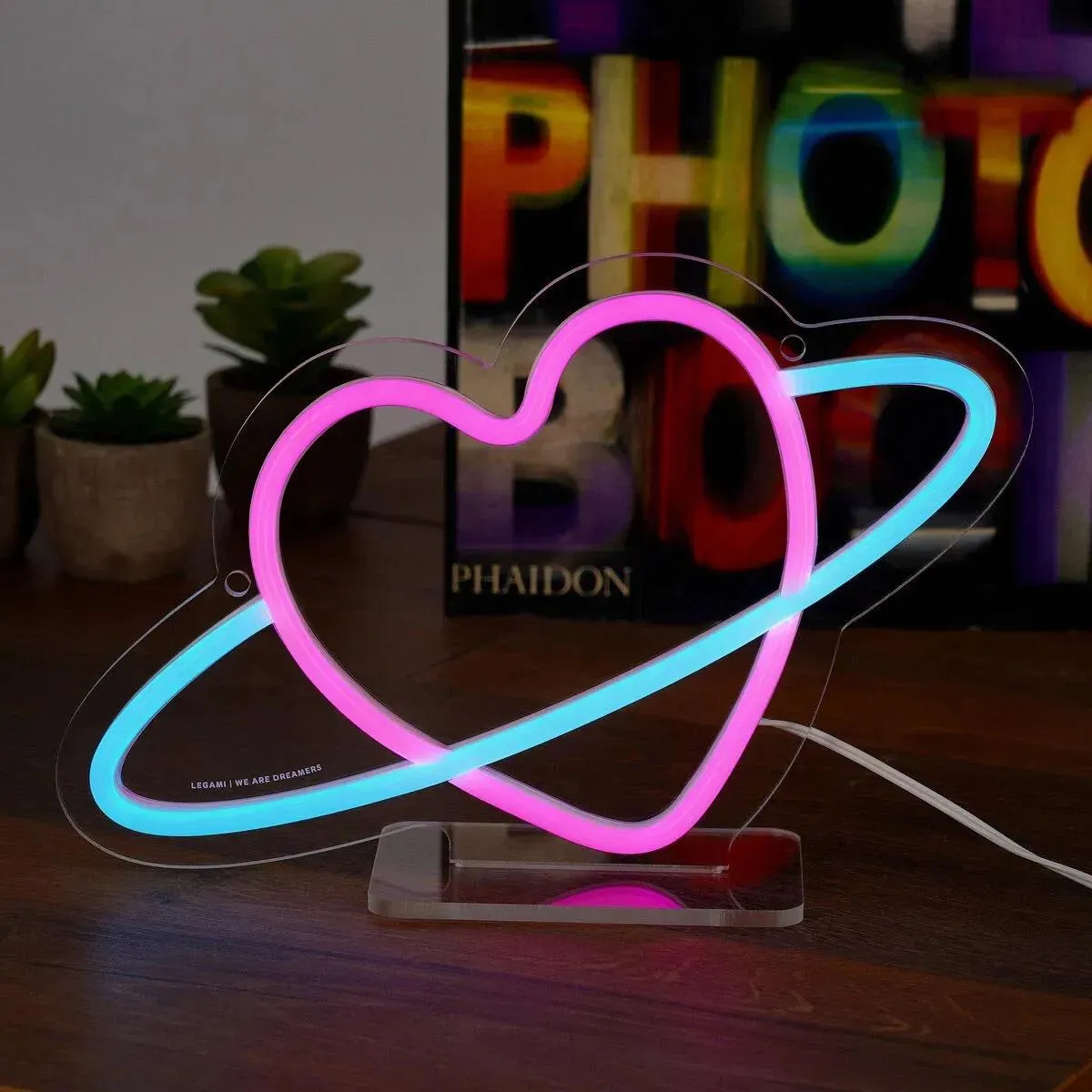 Dekortivna lampa IT'S A SIGN 