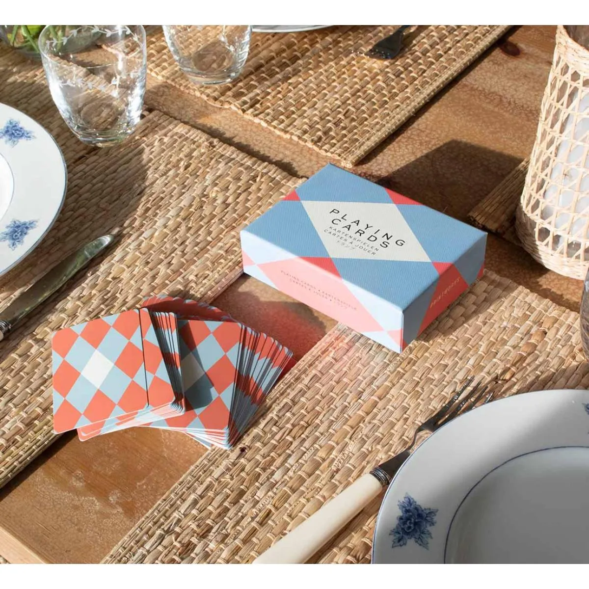 Dva špila karata PLAY 