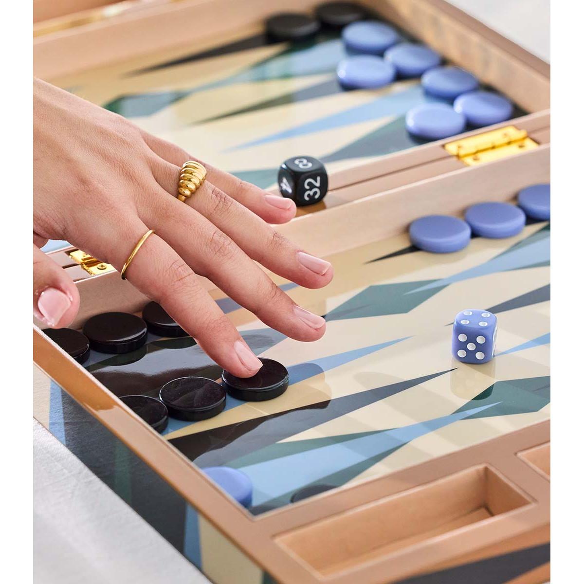 Društvena igra BACKGAMMON (lakirana drvena kutija) 