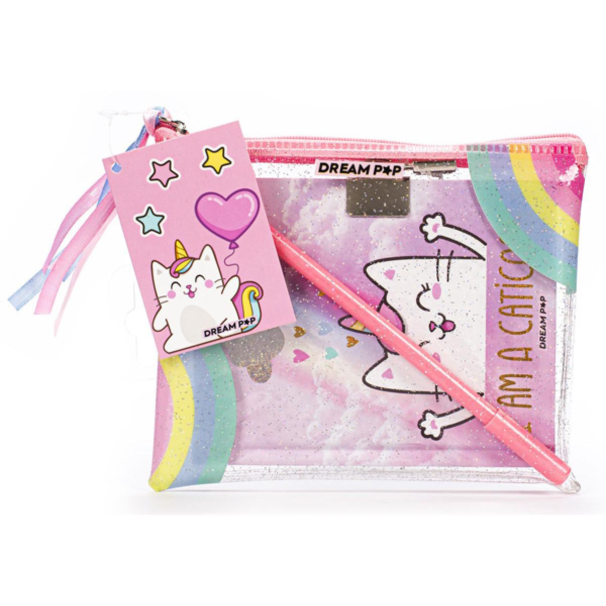 Dnevnik sa ključićem i hemijska olovka u neseseru 