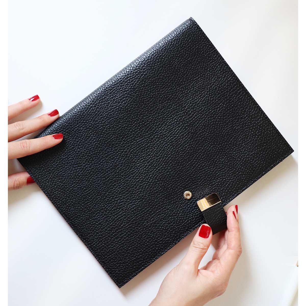 Dnevnik sa kopčom EXECUTIVE Grey, 19x25cm 176 st. Na linije 