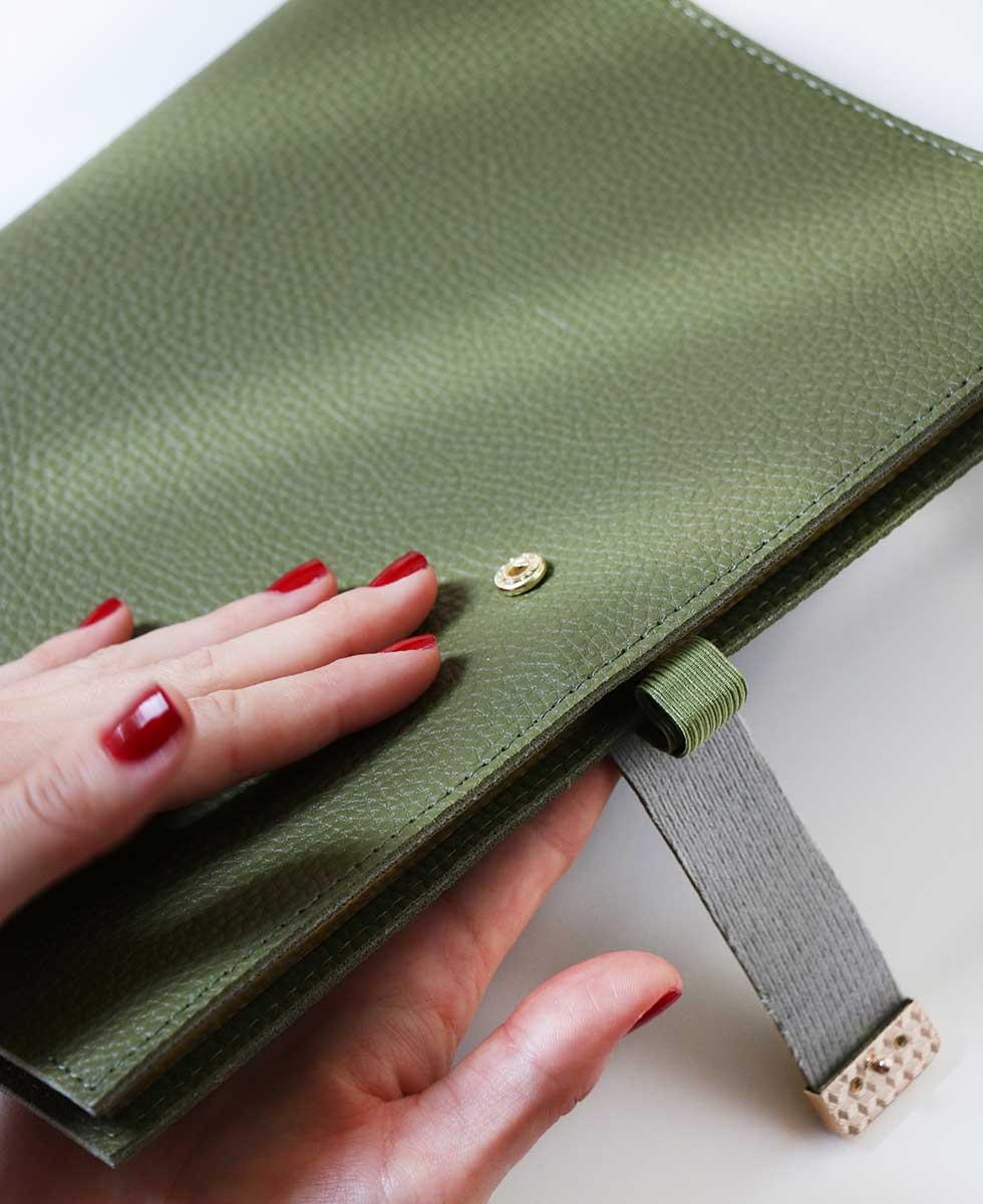 Dnevnik sa kopčom EXECUTIVE Green, 19x25cm 176 st. Na linije 