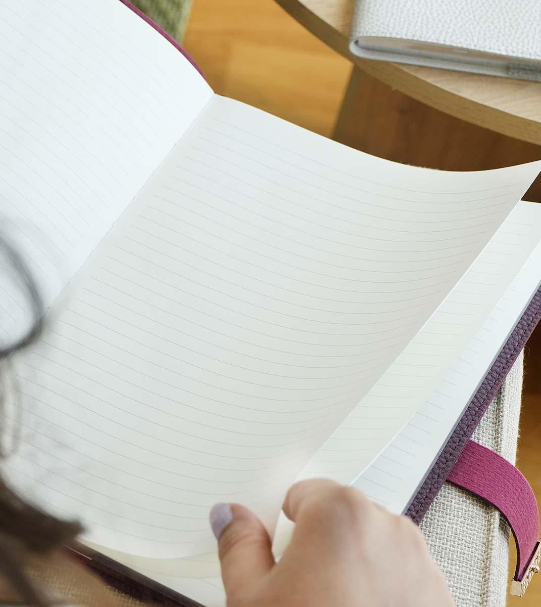 Dnevnik sa kopčom EXECUTIVE Green, 19x25cm 176 st. Na linije 