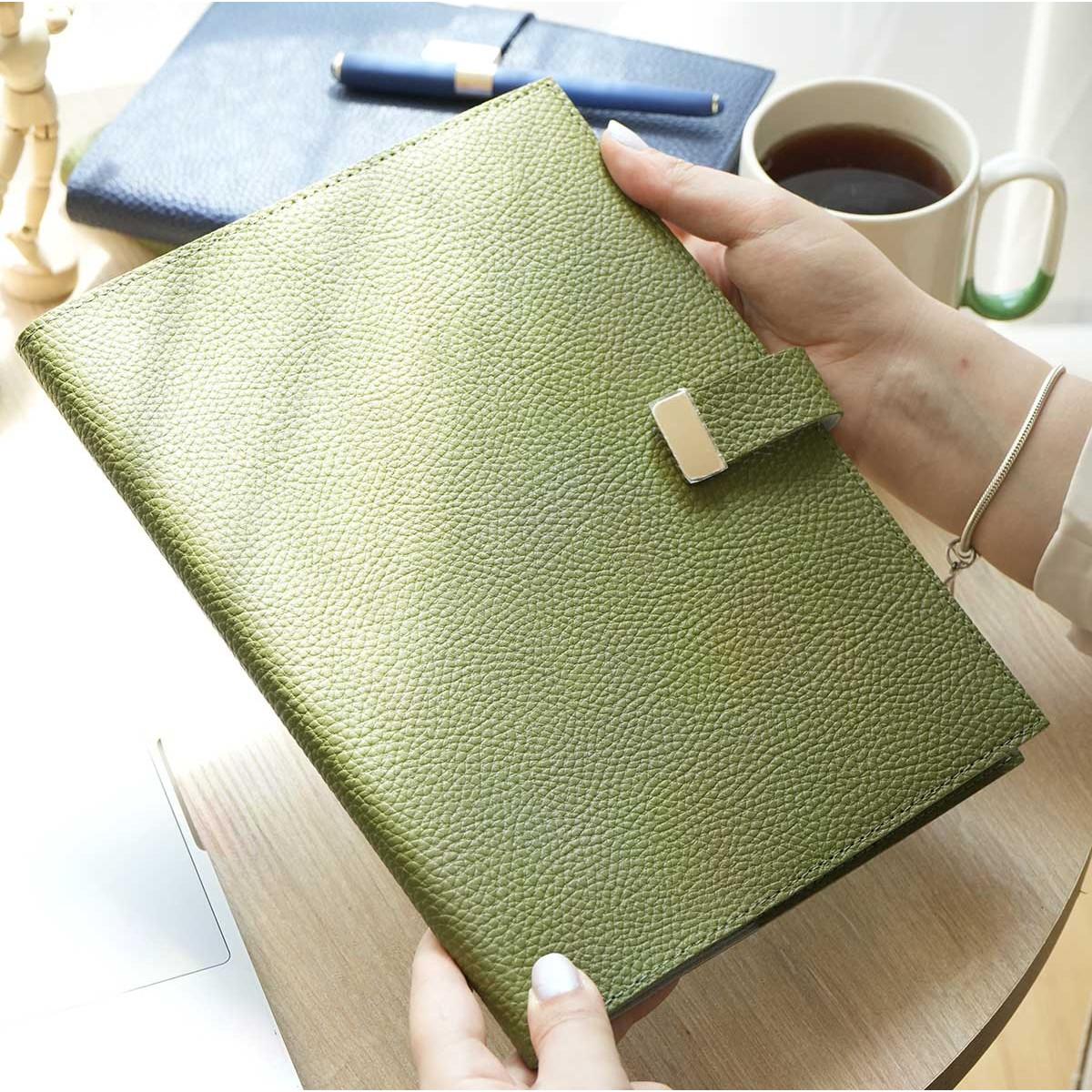 Dnevnik sa kopčom EXECUTIVE Green, 19x25cm 176 st. Na linije 